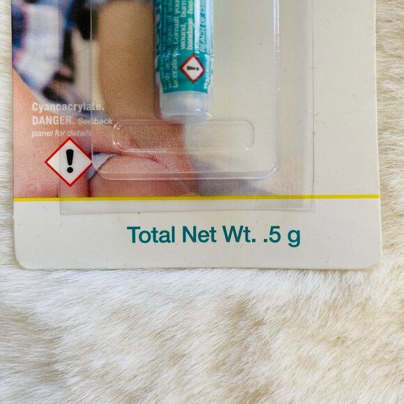 NEW Liquid Skin Bandages 3 packages 0.5 grams each - Picture 4 of 6